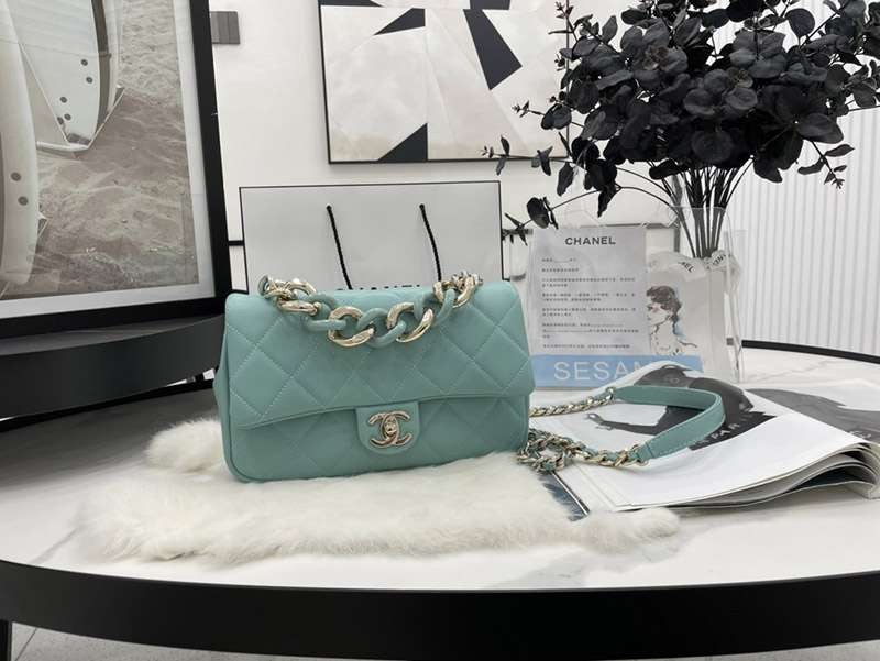 2022 new color ☆ Rare Chanel Matelasse replica chain bag shk21802