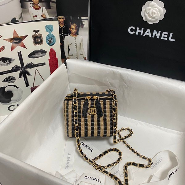 Very popular: Chanel mini vanity case replica shk70686