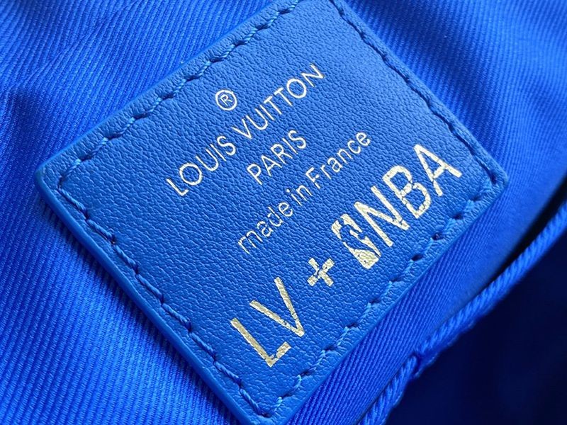 Rare color Louis Vuitton x NBA collaboration NIL messenger fake shoulder bag ★ Monogram M85143