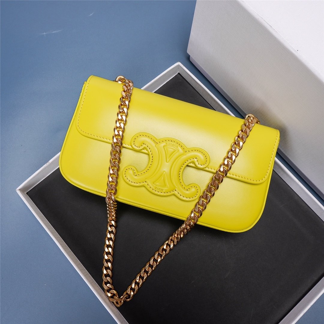 Love at first sight? Replica Celine Chain Shoulder Bag Cuir Triomphe 199243BF411AN Love at first sight? Replica Celine Chain Shoulder Bag Cuir Triomphe 199243BF411AN