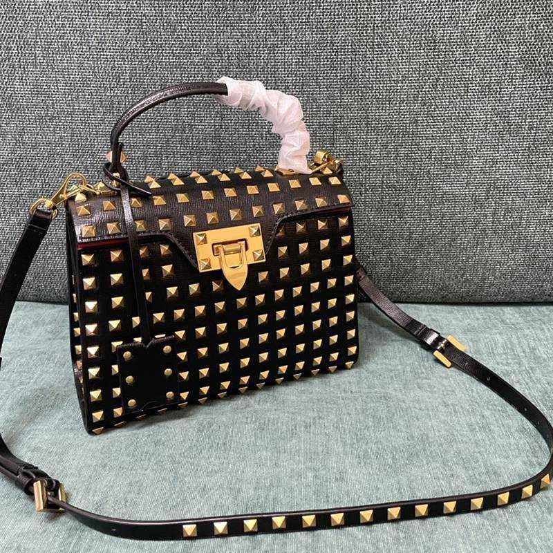 New Valentino calf leather studded bag replica Vuk36521