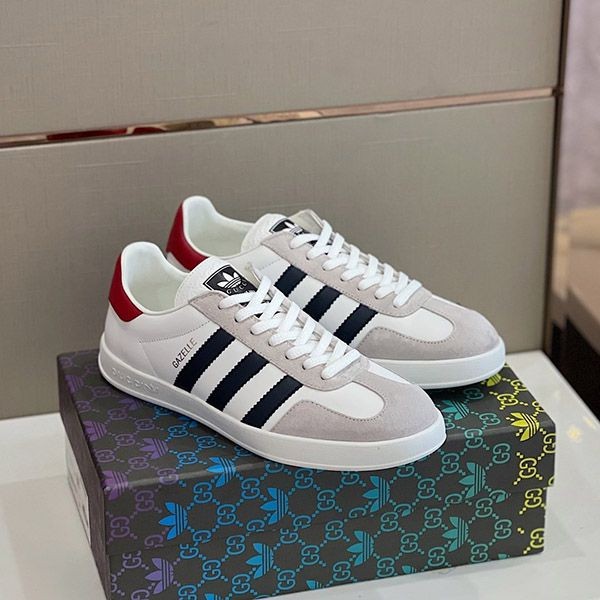Super rare! Adidas Gucci fake collaboration sneakers guj47548 Super rare! Adidas Gucci fake collaboration sneakers guj47548