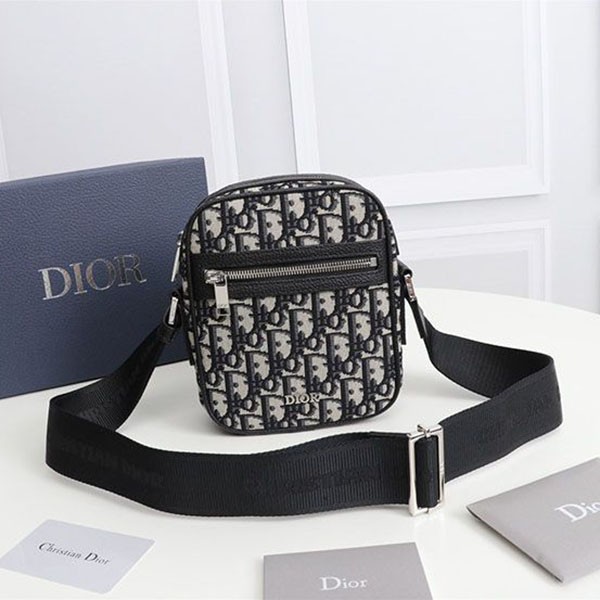 Rare Dior messenger pouch oblique fake shoulder logo deu14489