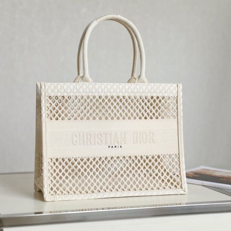 Love at first sight? Dior Book Tote Replica Small Bag Mesh deq85519 Love at first sight? Dior Book Tote Replica Small Bag Mesh deq85519
