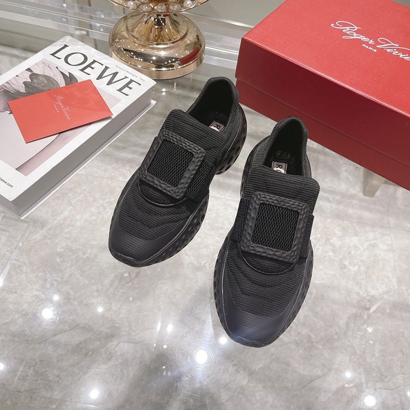 21AW New Arrivals [Roger Vivier] Vive Run Light Covered Buckle Sneakers Replica rof54620