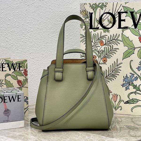 New limited edition Loewe Hammock replica Nugget with shoulder strap lom87072