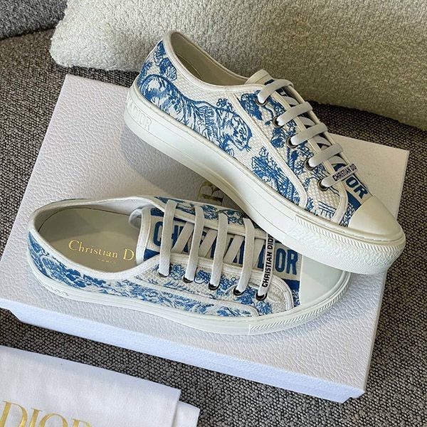 The hottest topic! Walkin' Dior fake sneakers dew97046