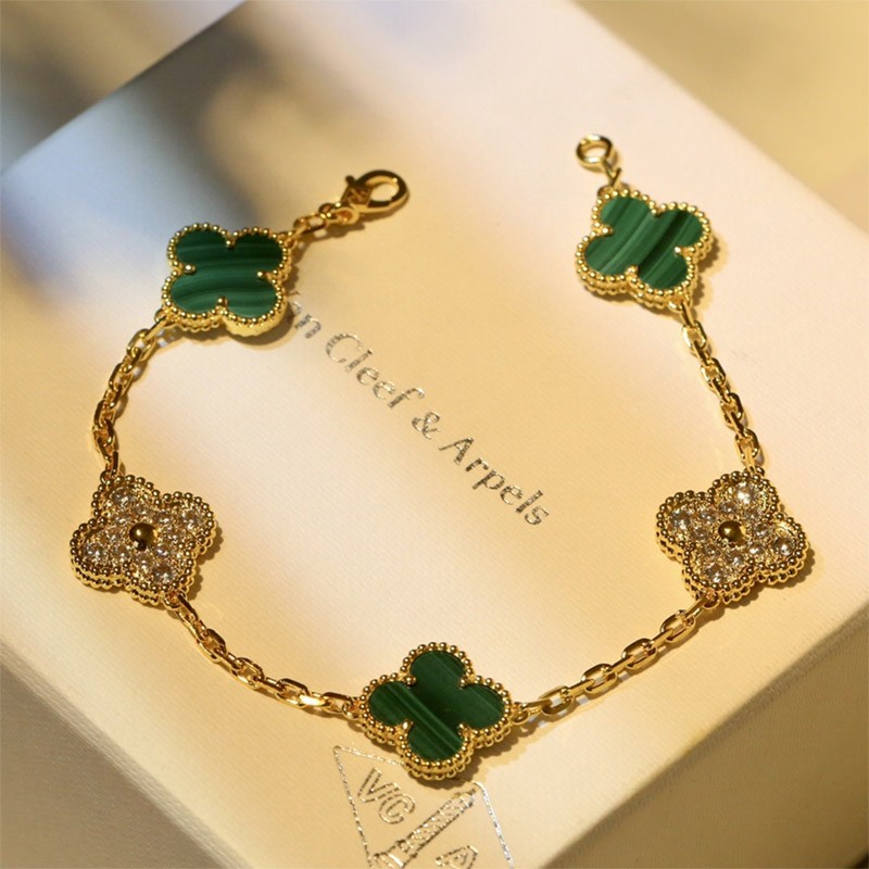 ☆Super popular☆Van Cleef & Arpels Replica Vintage Alhambra Bracelet vaj85682