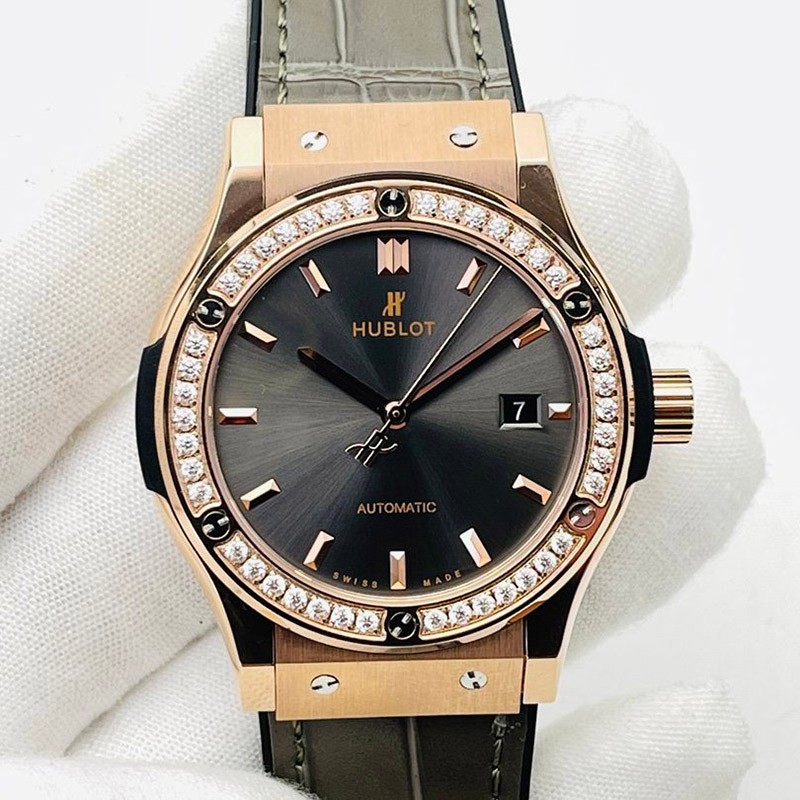 Sold Out Hublot Classic Fusion Titanium Diamond Replica Watch huz72263