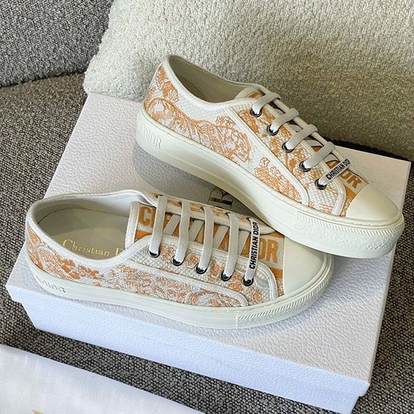 Hard to find Walkin' Dior sneakers replica dep48086