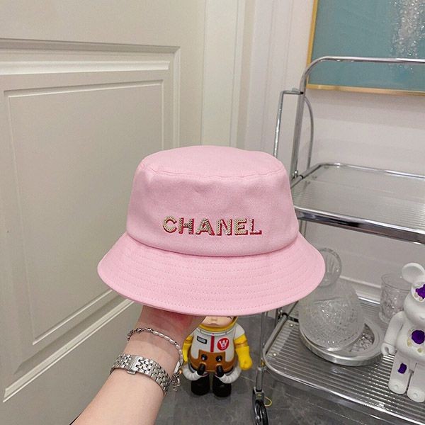 Love at first sight? Chanel light pink hat replica, hard to find shx44856