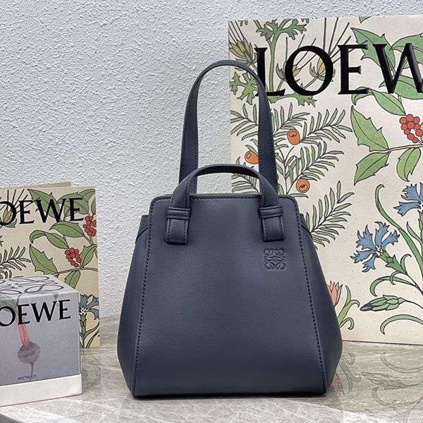 Loewe Hammock Nugget Bag Replica A538H04X02
