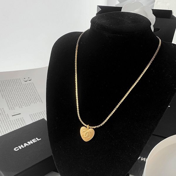 ☆Super popular☆◆Chanel◆Crystal & Pearl Logo Necklace Fake shu88881