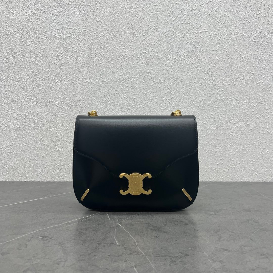 New for Spring/Summer: Celine Replica Chain Busas Triomphe Shoulder Bag 199273BF438NO New for Spring/Summer: Celine Replica Chain Busas Triomphe Shoulder Bag 199273BF438NO