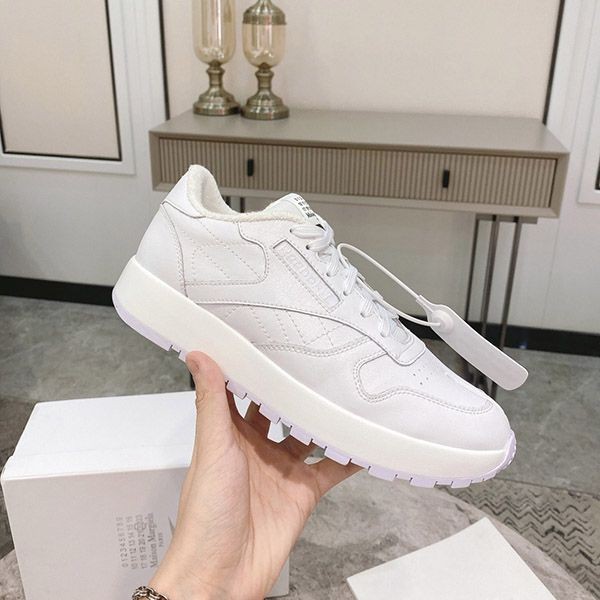 Rare color Margiela Reebok collaboration Tabi leather sneakers H04865 Rare color Margiela Reebok collaboration Tabi leather sneakers H04865