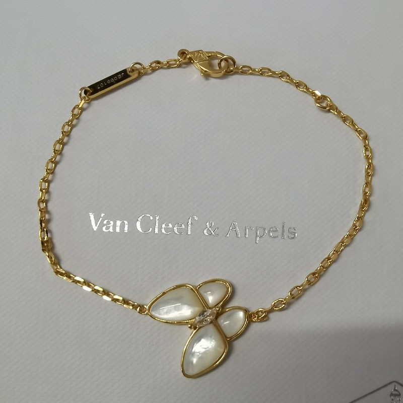 Cute Van Cleef