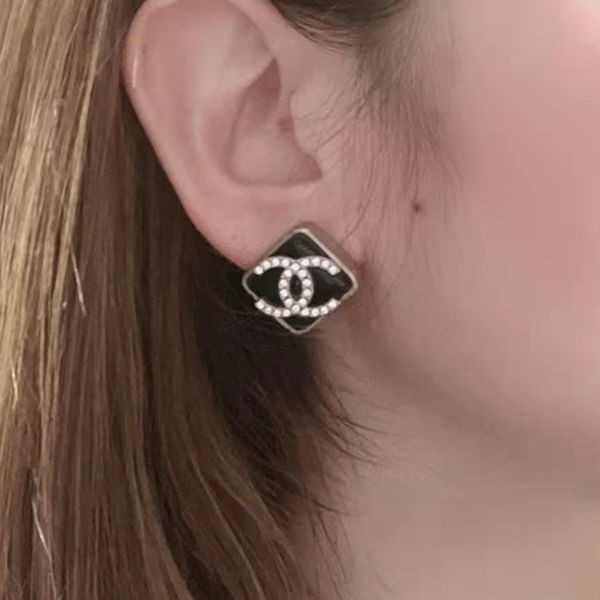 Best Price Challenge Chanel Earrings Replica Coco Mark Black shp19724
