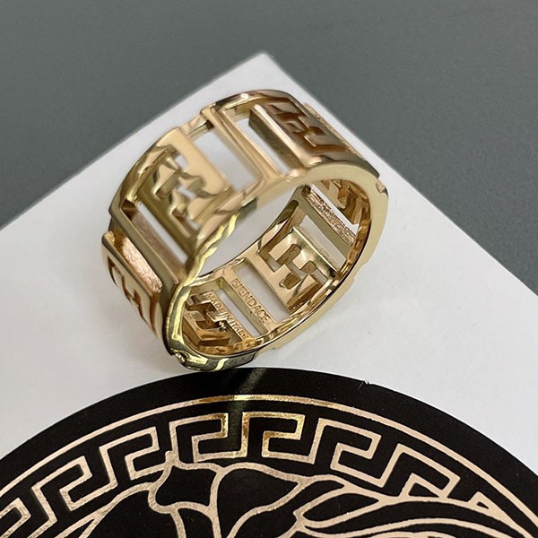 Very popular! Fendi x Versace Fendi replica gold color ring fei68359