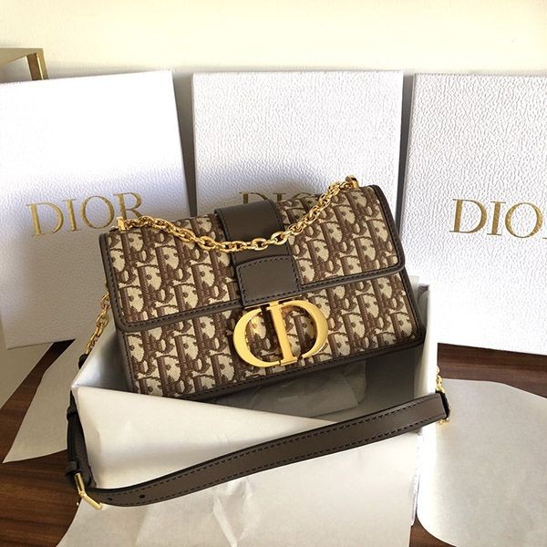 Classic Dior 30 Montaigne replica bag dec72078