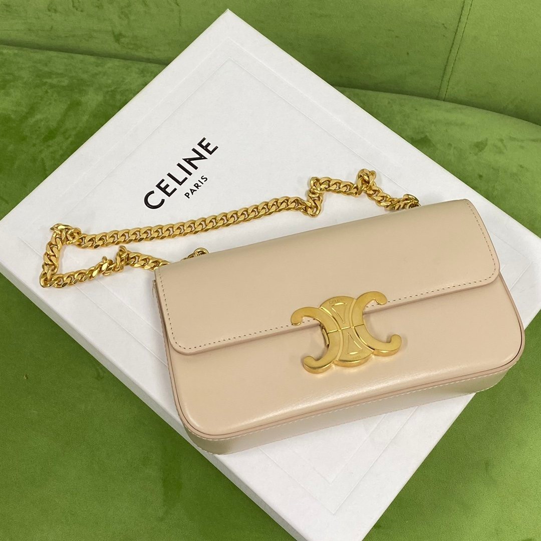 The rapidly growing popularity of the Celine Triomphe chain replica shoulder bag Cer80185 The rapidly growing popularity of the Celine Triomphe chain replica shoulder bag Cer80185