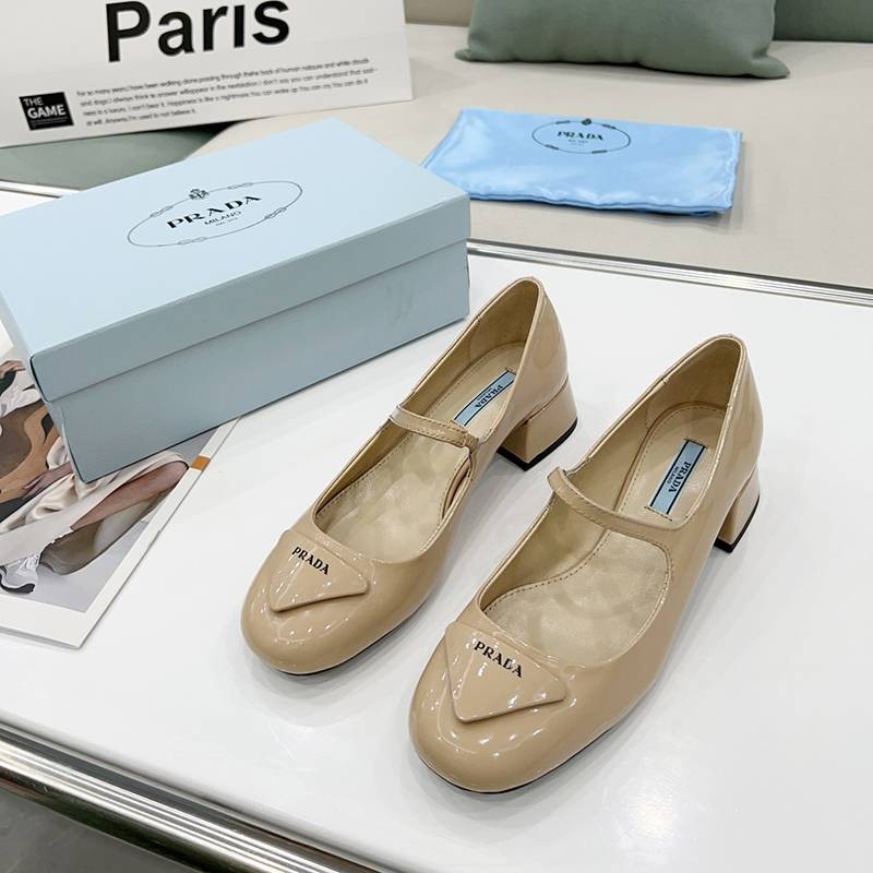 First come, first served? Prada new low heel pumps fake pug06152