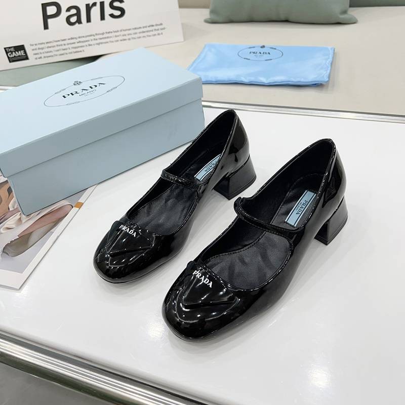 Very popular Prada new low heel pumps replica puh75750