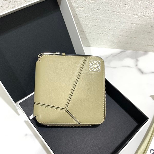 Loewe Puzzle Round Zip Bi-fold Wallet Replica loj61297 Sold Out