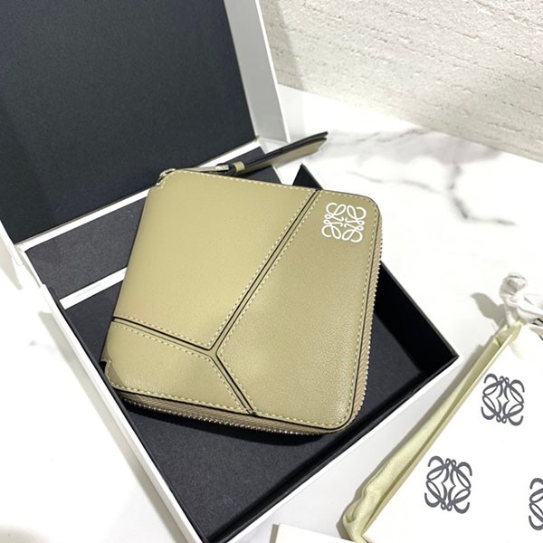 Loewe Puzzle Round Zip Bi-fold Wallet Replica loj61297 Sold Out