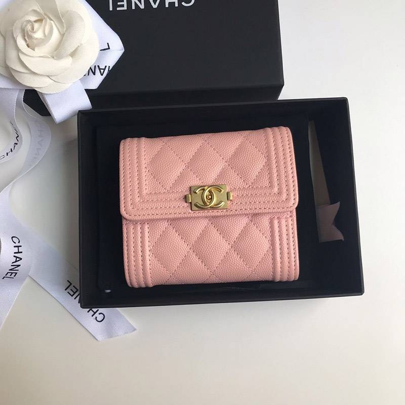 Cute Chanel Tri-fold Wallet Replica Boy Chanel shc96639