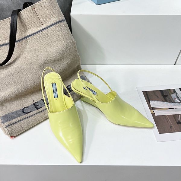 Very popular! [Prada] Logo Plex Sandals Fake Leather pua70104