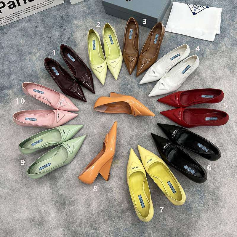 Rare color, first come first served? Prada triangle logo pumps replica, multicolored pug46381