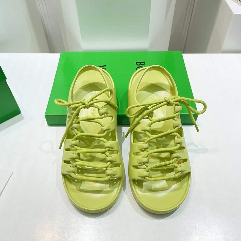 Love at first sight? New limited edition Bottega Veneta sandals fake slip-ons boh05244