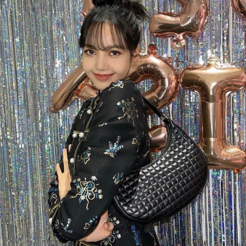 Very popular!! New color Celine Triomphe lambskin ava chain bag replica Cem15132 Very popular!! New color Celine Triomphe lambskin ava chain bag replica Cem15132