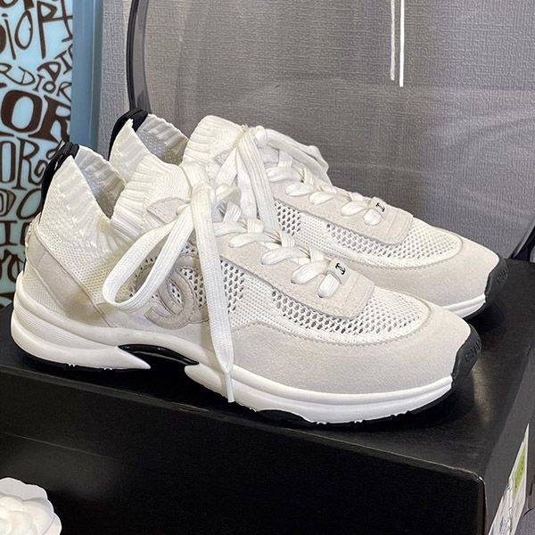 Popularity rising Chanel fake CC socks sneakers shc85243
