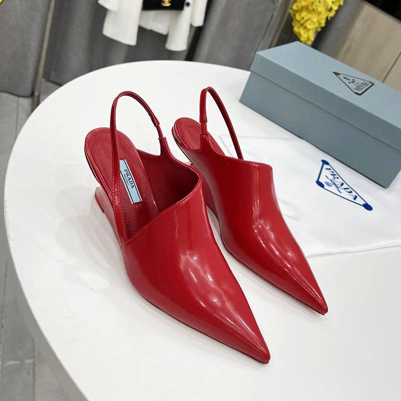 ?Elegant feet? Prada pumps and sandals, super copy N grade, multicolor pue51598