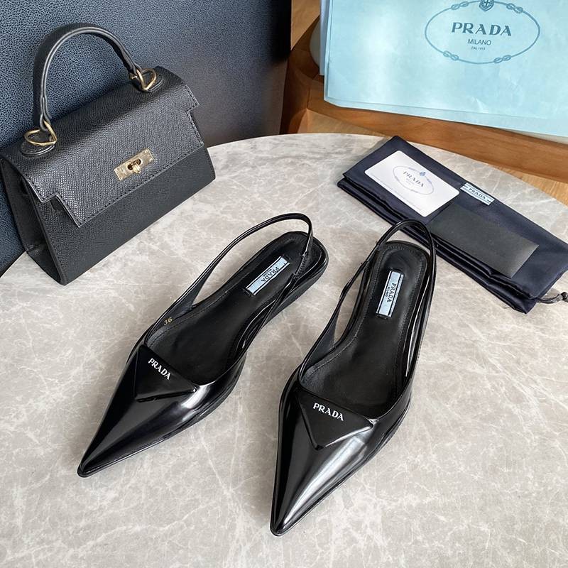 New color ☆ Rare Prada new low heel pumps fake puw25350
