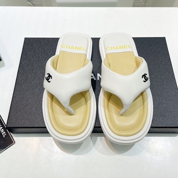 Cute Chanel Coco Mark Platform Sandals Mule Replica shb44393