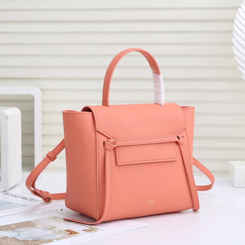 Love at first sight? Replica Celine Belt Bag in Nano Grained Calfskin 189003ZVA38NO Love at first sight? Replica Celine Belt Bag in Nano Grained Calfskin 189003ZVA38NO