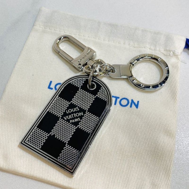 21-22AW? Louis Vuitton Bag Charm Keychain Replica vux84116