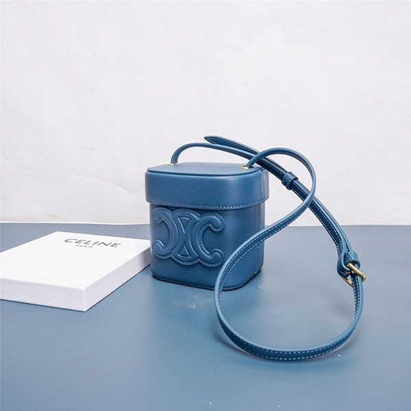 Very popular!! New color Celine replica small box Cuir Triomphe / smooth calfskin 199263DU307DD Very popular!! New color Celine replica small box Cuir Triomphe / smooth calfskin 199263DU307DD