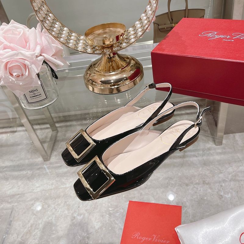 Love at first sight? Roger Vivier patent leather ballerina replica roe27916