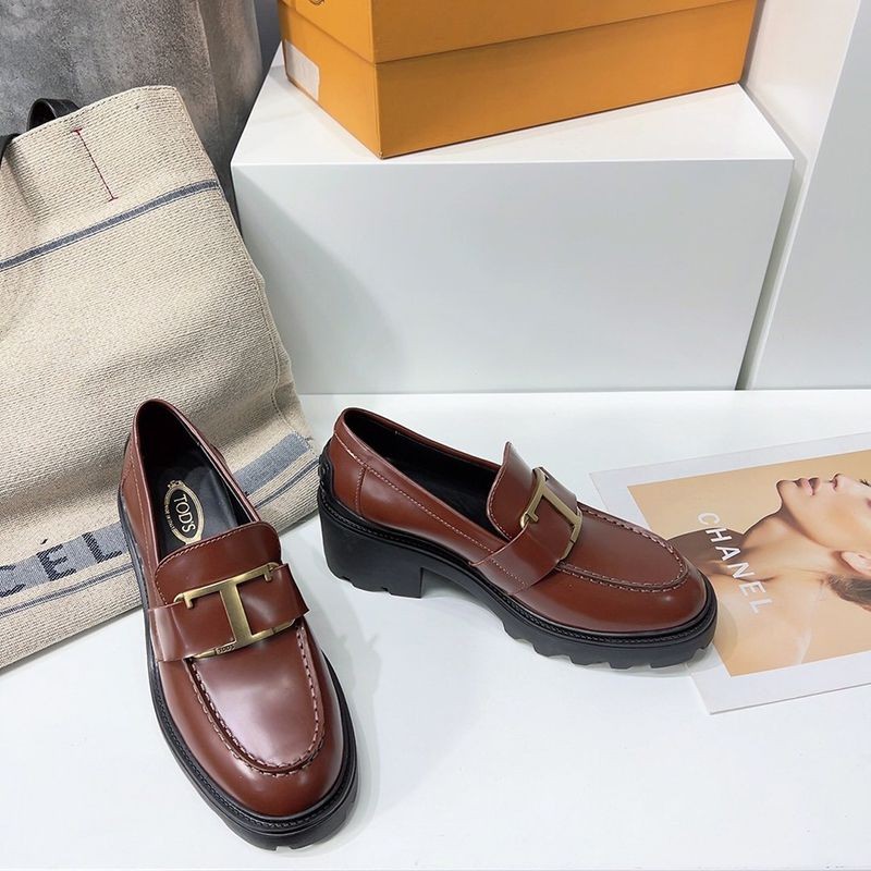 [Very popular] Tax and shipping included TODS leather T timeless metal loafers replica tob87668