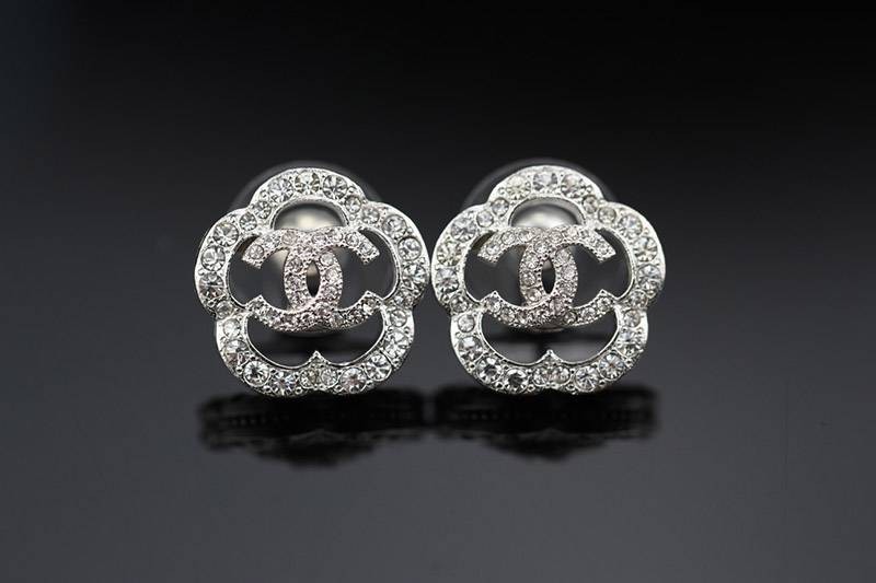 Extremely rare! Chanel cc logo★flower earrings fake shc18721