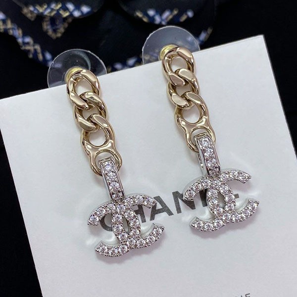 Very popular! Chanel pearl CC logo earrings replica, perfect as a gift shs30935