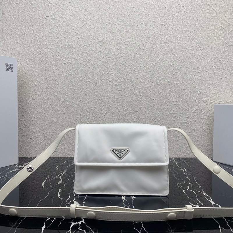 Attention-grabbing! Prada nylon shoulder bag replica puh82428