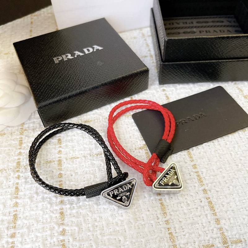 21-22AW High Quality???Prada Bracelet Replica Grade N pux39485