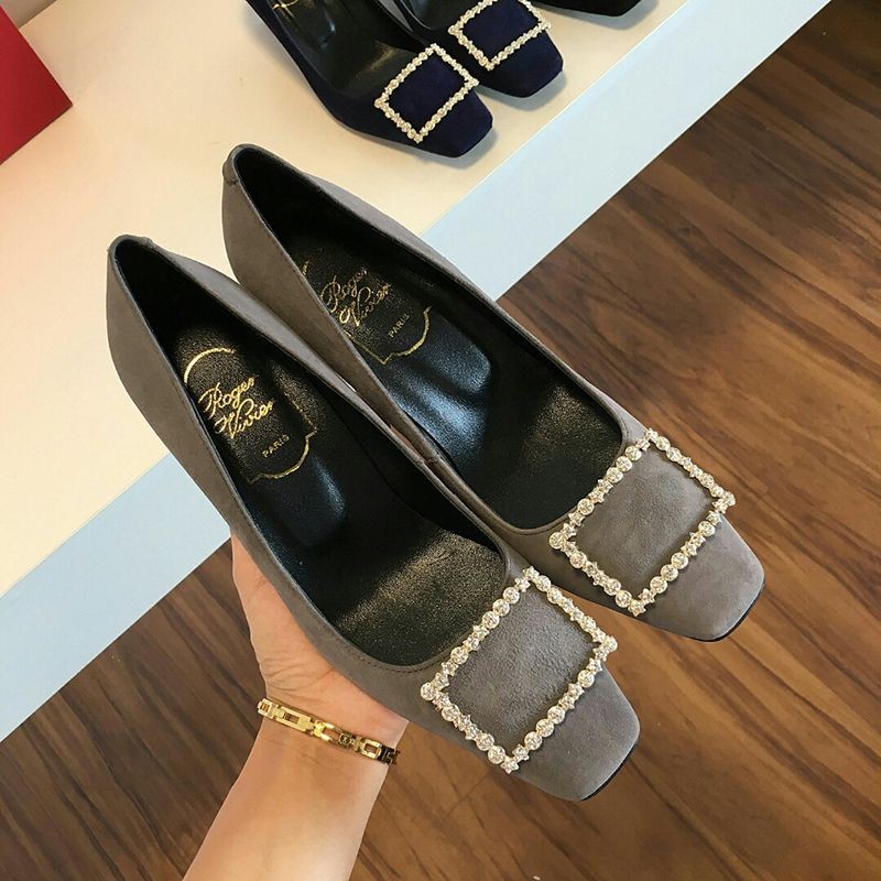 Cute Roger Vivier Buckle Leather Sneakers Replica Oxford roi48277