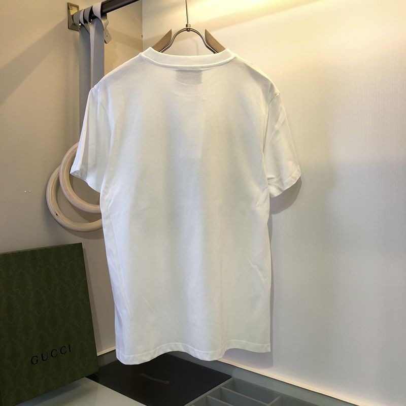 Very popular all over the world? Gucci logo cotton T-shirt copy with back flower applique 2 colors gus17426