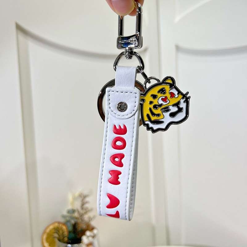 ☆Super popular☆First come, first served? Louis Vuitton Nigo keychain super copy N grade vuw65130