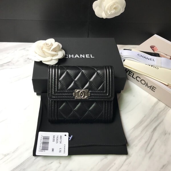 [Before it sells out] Chanel Mini Wallet Small Flap Wallet A80734